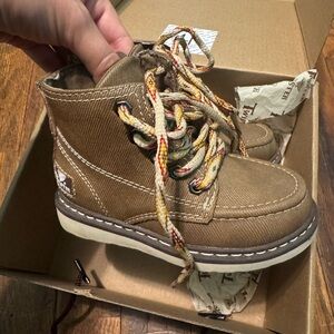 Lace up boots for baby/toddler size 4
